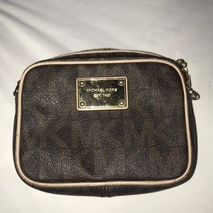 Mk cross body bag authentic
